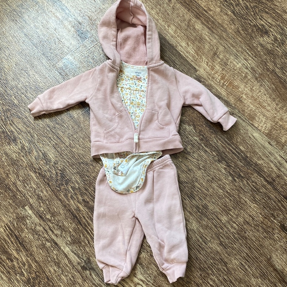 Carter’s 3 piece outfit